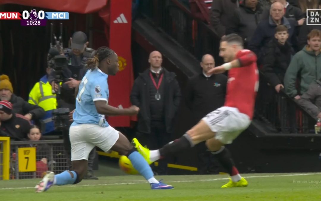 El VAR de la Premier League, bajo la lupa: Más errores que nunca